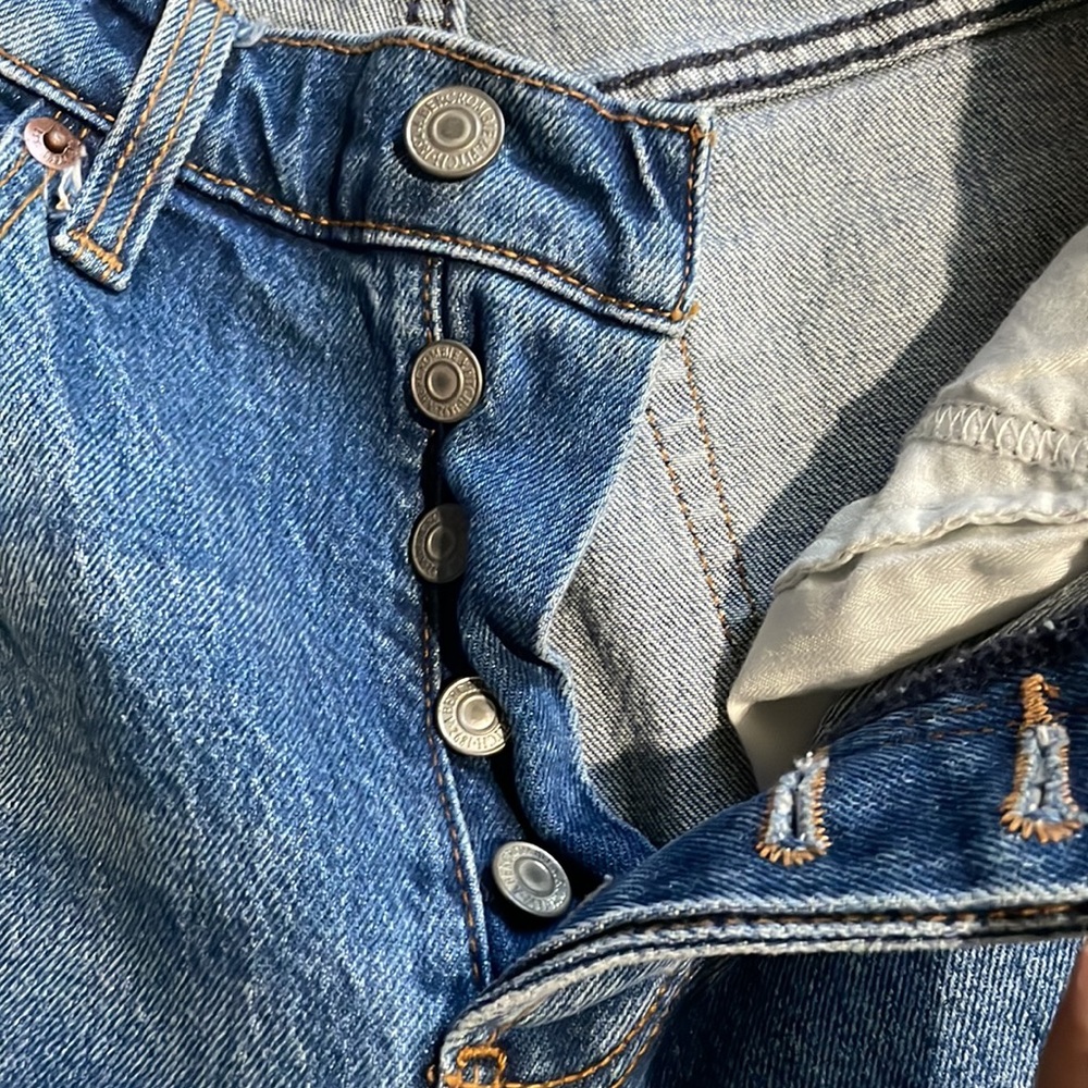 Women’s Abercrombie jeans - Picture 4 of 4
